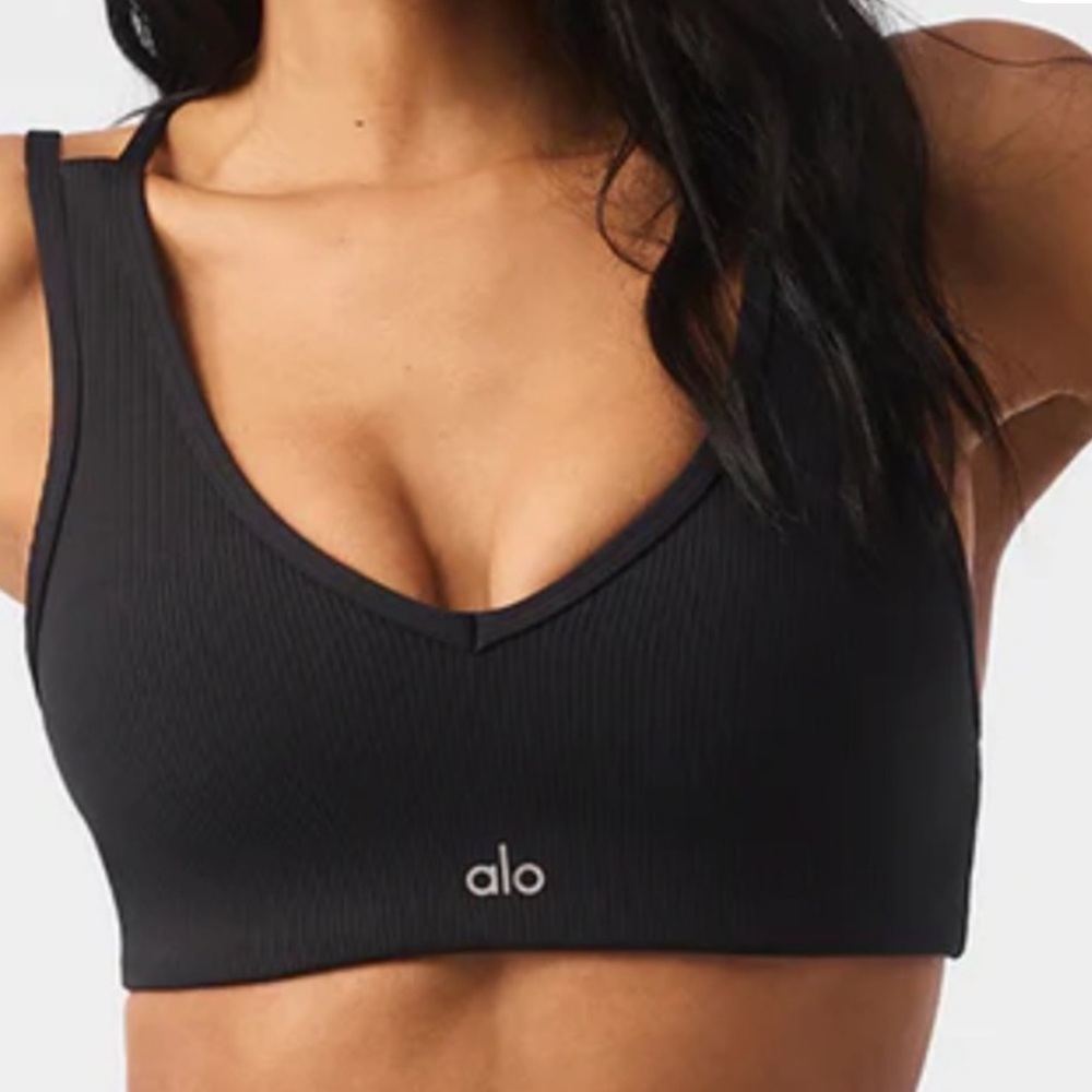 Alo yoga Airlift Jump Start V-Neck ribbed bra L excellent condition